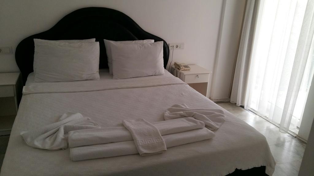 Milas Hidden Garden Hotel חדר תמונה